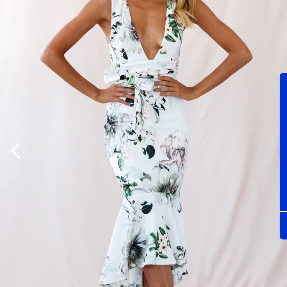 Selfie Leslie Sorry Not Sorry Wide Strap Flounce Floral Dress Size Medium M